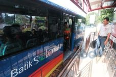 Armada Bus Koridor 2...