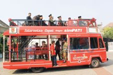 Bus Semarjawi Belum...