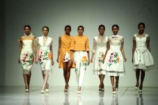 Modernitas Fashion Peranakan