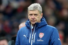 Wenger Fokus Benahi...