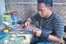 Berharap Pakaian Pengantin...