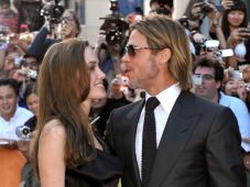 Brad Pitt-Angelina Jolie...