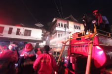 Hotel di Samarinda Terbakar,...