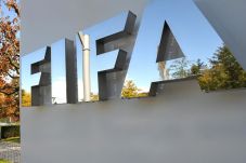 Lalai, FIFA Hukum Tiga...