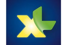 XL Axiata Tunggu Izin...