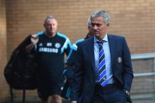 Mourinho: Schurrle Tak...
