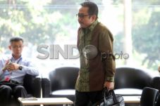 Diperiksa KPK 6 Jam,...