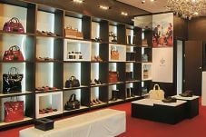 Diskon Spesial Bally