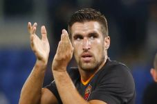 Spekulasi Strootman...