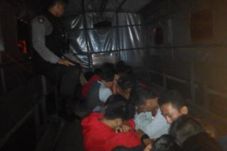 Polisi Ditabrak Anggota...