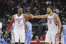 Rockets Jinakkan Nuggets,...