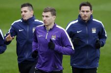 City Kehilangan Dzeko-Kompany...