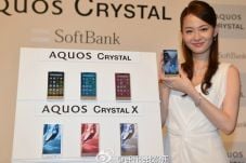 Sharp Luncurkan Smartphone...