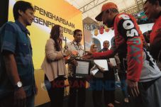 PT Pos Apresiasi Pelanggan...