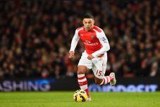 Wenger Sesalkan Cedera...