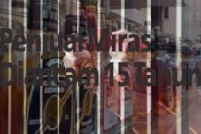 Penjual Miras Diancam...