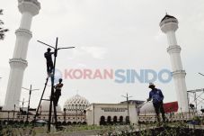 Perawatan Alun-alun...