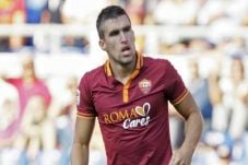 Roma Bertekad Pertahankan...