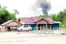 Kepulan Asap Pabrik...