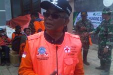 1 Relawan Longsor Banjarnegara...