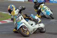 Kutu Vespa Ajak Masyarakat...