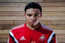 Montero ke Swansea Karena...