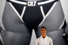 Celana Dalam Ronaldo...