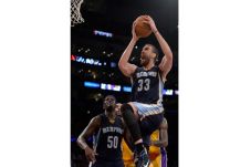 Drama Spurs vs Grizzlies