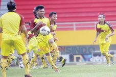 Lahap Tiga Pra Musim