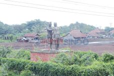 Patung Prajurit Tidak...