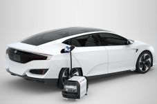 Honda FCV Datang di...