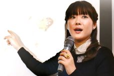 Peneliti Sel Induk Jepang...
