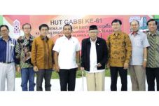 Kemenpora Dukung Masuk...