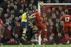 Methieu Debuchy Selamatkan...