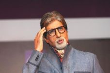 Amitabh Bachchan Akui...