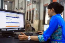 Hanya Enam Stasiun yang...