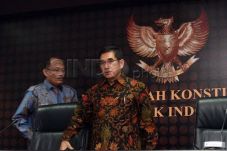 Hamdan Zoelva Mengundurkan...