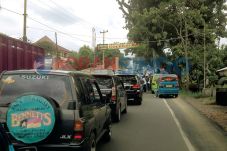 Klub Angkot Ultah, Puncak...