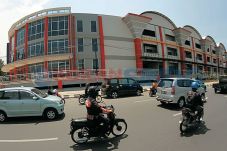 Listrik dan Air Belum...