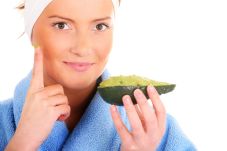Tips Merawat Kulit dengan...
