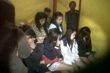 Razia Tempat Karaoke,...