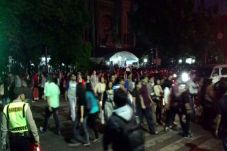 Jemaat Katedral Tidak...