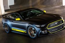 Ford Racing Tawarkan...