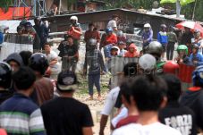 Bentrok Antar Warga...