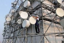 Indosat Siap Layani...