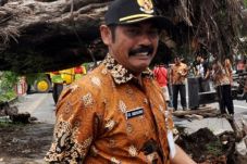 Pantau PNS, Pemkot Solo...