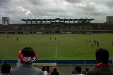 Bali United Mencari...