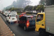 Wisatawan Membeludak,...