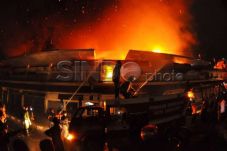 Pasar Klewer Terbakar,...