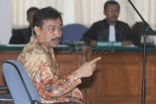 Eks Jubir SBY Jenguk...